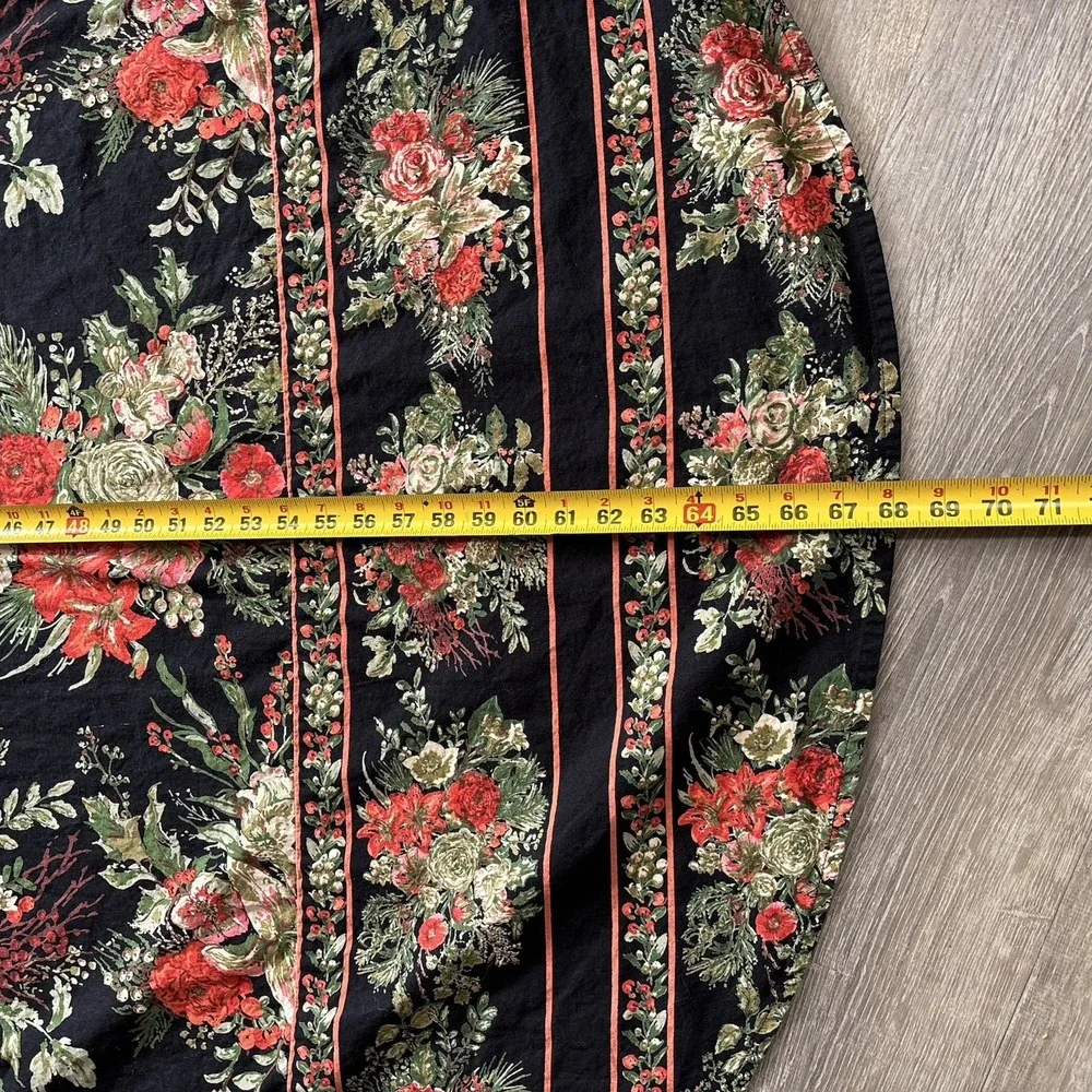 April Cornell Tablecloth 65x68 Round Red Pink Green Floral Merry Black Cotton